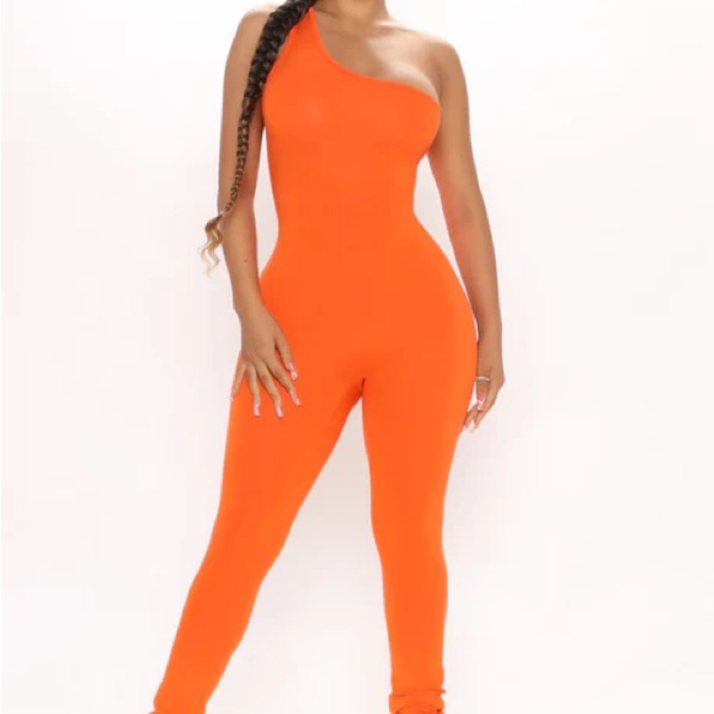 Fashion Nova One-Shoulder Vibrant Jumpsuit